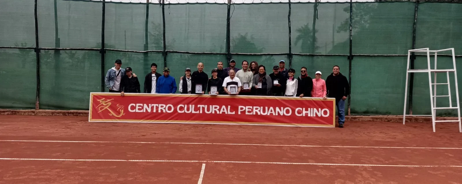Cancha de tenis del club