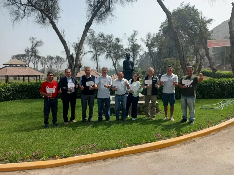 Encuentro de la comunidad CCPCH en los jardines
